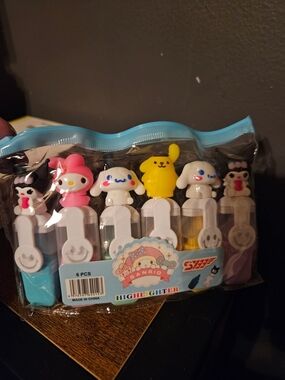 HK And Friends Lot